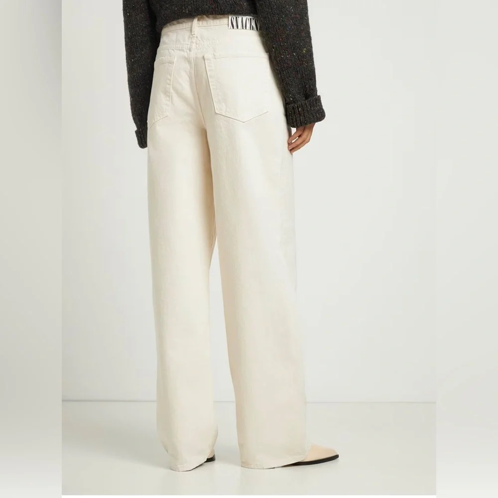 MOTHER Snacks High Waisted Dip Puddle Jeans - Picture 3 of 10